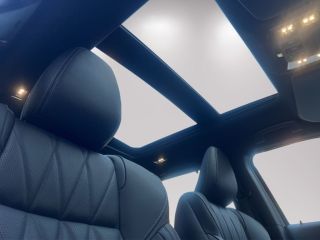 Mitsubishi Plug-in Hybrid Outlander TOP BLACK LUXURY MASSAG