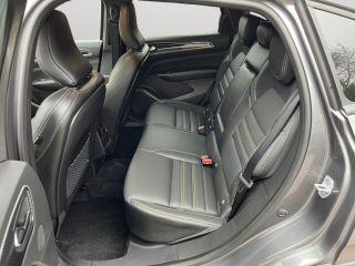 Renault Arkana 1.6 E-TECH 145 E-Tech Engineered (EURO 6d)