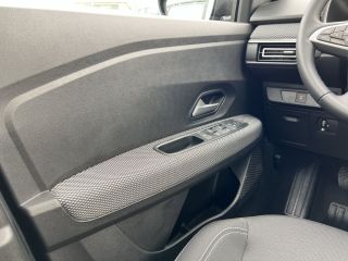 Dacia Sandero TCe 90 Expression+SHZ+Klimaauto+PDC