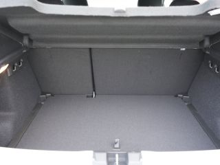 Dacia Sandero III TCe 90 CVT Stepway Extreme Sitzhei. Reserverad   Stepway Extreme