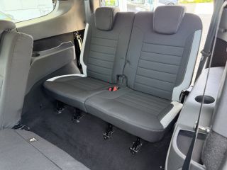 Dacia Lodgy 1.3 TCe 130 Stepway Plus 7 Sitzer Navi   Stepway Plus
