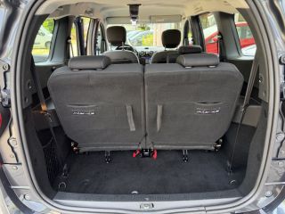 Dacia Lodgy 1.3 TCe 130 Stepway Plus 7 Sitzer Navi   Stepway Plus