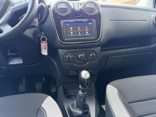 Dacia Lodgy 1.3 TCe 130 Stepway Plus 7 Sitzer Navi   Stepway Plus