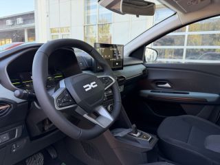 Dacia Sandero Stepway Neues Modell Extreme ECO-G 120 Automatik Reise-/ Driving-/ Winterkomfortpaket  Extreme