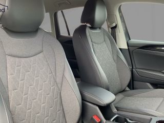 VW Tiguan III 2.0 TDI DSG LED AHK Kamera Keyless ADVANCED