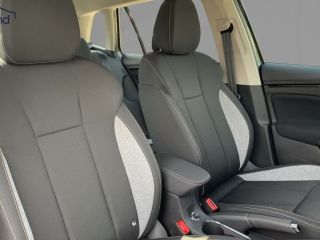 Skoda Kamiq 1,0 TSI DSG AHK DAB LED Link 130 JAHRE