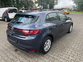 Renault Megane IV  1.2 TCe 100 Energy Life EU6