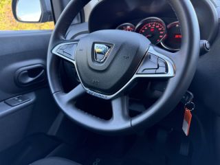 Dacia Dokker SCe 100 Stepway Sitzh. RFK 1Hd. 1.6 SCe 100 EU6 Stepway