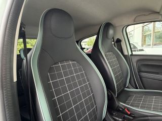 Renault Twingo TCe 90 La Parisienne Sitzh. Klimaaut.  La Parisienne