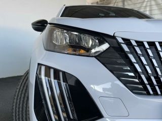 Peugeot 2008 II 1,2 MHEV ALLURE AHK ALU DAB LED NAVI KA ALLURE