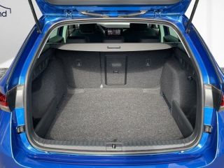 Skoda Octavia IV Combi 2,0 TDI DSG Selection LED ACC SELECTION