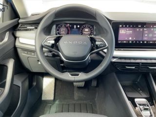 Skoda Octavia IV Combi 2,0 TDI DSG Selection LED ACC SELECTION