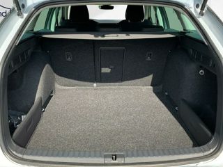Skoda Octavia IV Combi 2,0 TDI DSG Selection LED ACC SELECTION