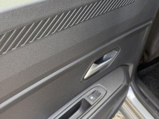 Dacia Duster Eco-G 120 auto Extreme SHZ LKHZ AHK HAI-Antenne