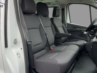 Renault Trafic III 2,0 dCi Combi Van L2H1 6-Sitzer DAB