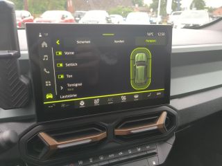 Dacia Duster Eco-G 120 auto Extreme SHZ LKHZ AHK
