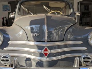 Renault 4CV