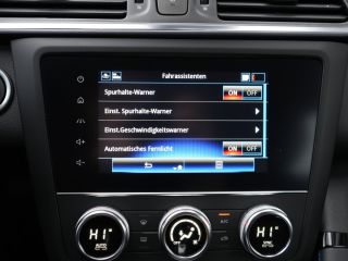 Renault Kadjar TCe 140 EDC Automatik Limited Deluxe sehr gepflegt  Limited Deluxe