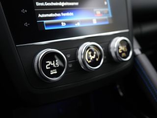 Renault Kadjar TCe 140 EDC Automatik Limited Deluxe sehr gepflegt  Limited Deluxe