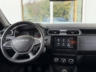 Dacia Duster II TCe 130 Journey 2WD AHK Trittbrett. 1.3 TCe 130 EU6d Journey 2WD GPF