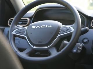 Dacia Duster II 1.3 TCe 150 Extreme Automatik Allwett. 360 Kamera 1.3 TCe 150 EU6d Extreme