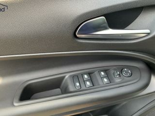 Jeep Avenger 1,2 T3 (MHEV) DCT Altitude Klimaaut. ALTITUDE