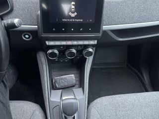 Renault Clio DeLuxe TCe 100 S&S Klimaautomatik Navi Cam PDC Allwetter