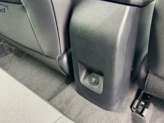 Kia cee'd CEED III 1.5 T-GDi DCT Best Alarm DAB Klima NAV BEST