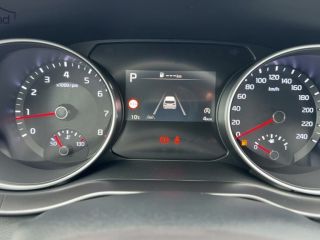 Kia cee'd CEED III 1.5 T-GDi DCT Best Alarm DAB Klima NAV BEST