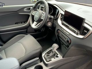 Kia cee'd CEED III 1.5 T-GDi DCT Best Alarm DAB Klima NAV BEST