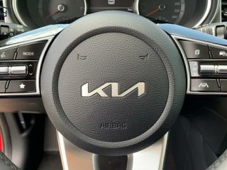 Kia cee'd CEED III 1.5 T-GDi DCT Best Alarm DAB Klima NAV BEST