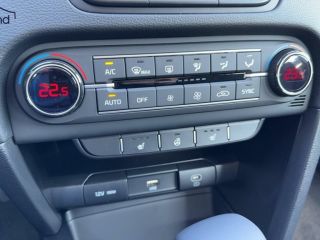 Kia cee'd CEED III 1.5 T-GDi DCT Best Alarm DAB Klima NAV BEST