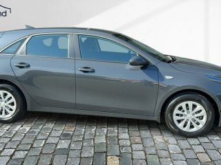 Kia cee'd CEED III 1.5 T-GDi DCT Best Alarm DAB Klima NAV BEST