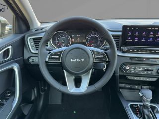 Kia cee'd CEED III 1.5 T-GDi DCT Best Alarm DAB Klima NAV BEST