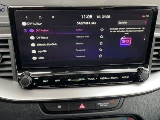 Kia cee'd CEED III 1.5 T-GDi DCT Best Alarm DAB Klima NAV BEST