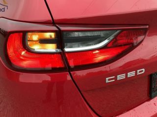 Kia cee'd CEED III 1,5 T-GDi  Best DAB Navi Rückfahrk BEST