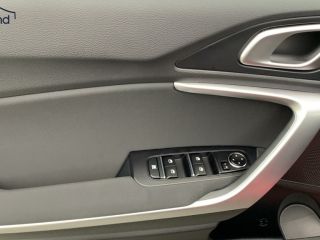 Kia cee'd CEED III 1,5 T-GDi  Best DAB Navi Rückfahrk BEST