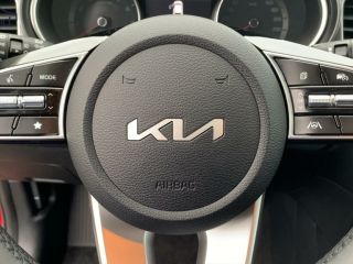 Kia cee'd CEED III 1,5 T-GDi  Best DAB Navi Rückfahrk BEST