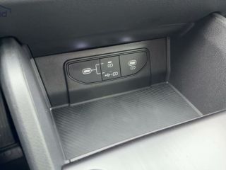 Kia Sportage V 1,6 T-GDI DCT URBAN Alu LED NAV URBAN