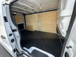 Renault Trafic Kastenwagen L2H1 ENERGY dCi 120 Komfort Klima PDC Laderaumschutzpaket