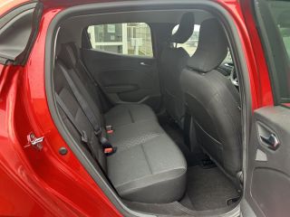 Renault Clio DeLuxe TCe 100 S&S Klimaautomatik Navi Cam PDC Allwetter