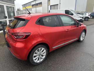 Renault Clio DeLuxe TCe 100 S&S Klimaautomatik Navi Cam PDC Allwetter