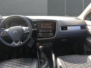 Mitsubishi Outlander 2.0 MIVEC Edition 100