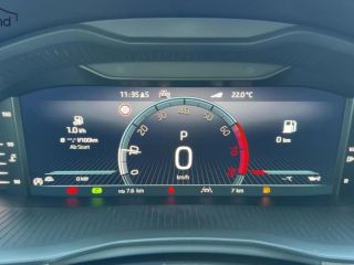 Skoda Kamiq 1,0 TSI DSG Selection Cleverpack AHK Alu SELECTION