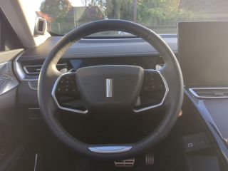 WEY Coffee 01 05  2.0 PHEV 350 kW AWD Premium