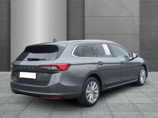 Skoda Superb Combi 2.0 TDI DSG Selection AHK+NAVI+KAM+EL.HECKKL...