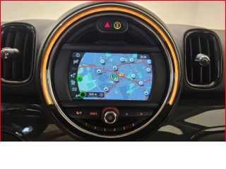 Mini One Countryman Park-Assistent+8fach bereift+SitzHZG+Parksensoren v&h+Lederlenkrad+Klimaautom