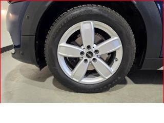 Mini One Countryman Park-Assistent+8fach bereift+SitzHZG+Parksensoren v&h+Lederlenkrad+Klimaautom