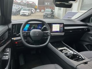 Renault Austral Evolution Mild Hybrid 160 KAMERA+ACC+SHZ Evolution KAMERA+ACC+SHZ KAMERA+ACC+SHZ