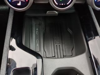 Skoda Superb Combi 2.0 TDI DSG Selection AHK schwenkbar+Winterpaket